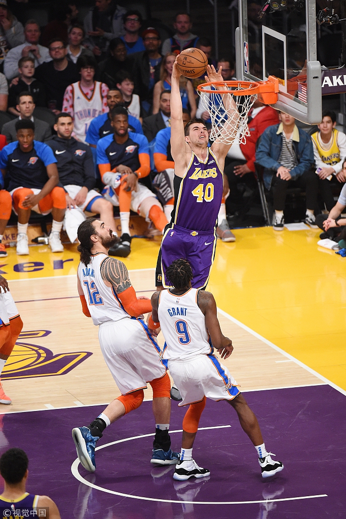 强调团队合 强调团队合