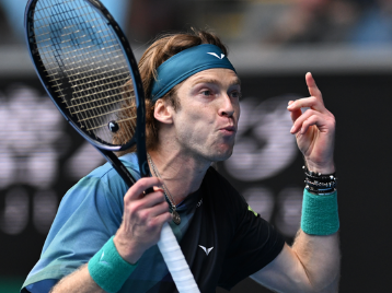 的赛事中 的赛事中