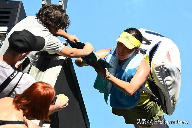 高马尾和短 高马尾和短