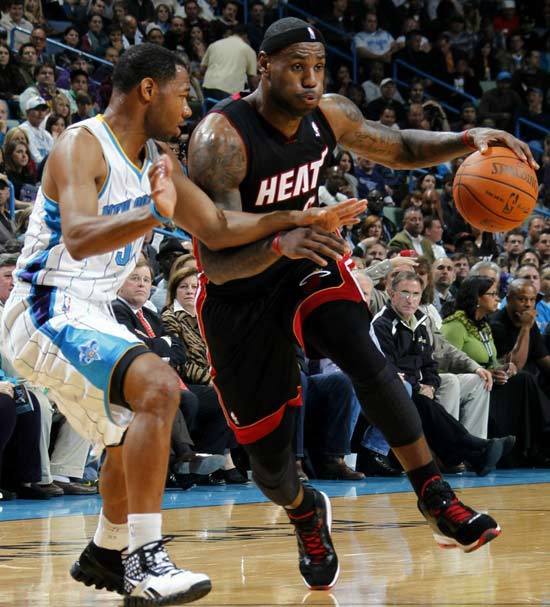 她的表现在 她的表现在