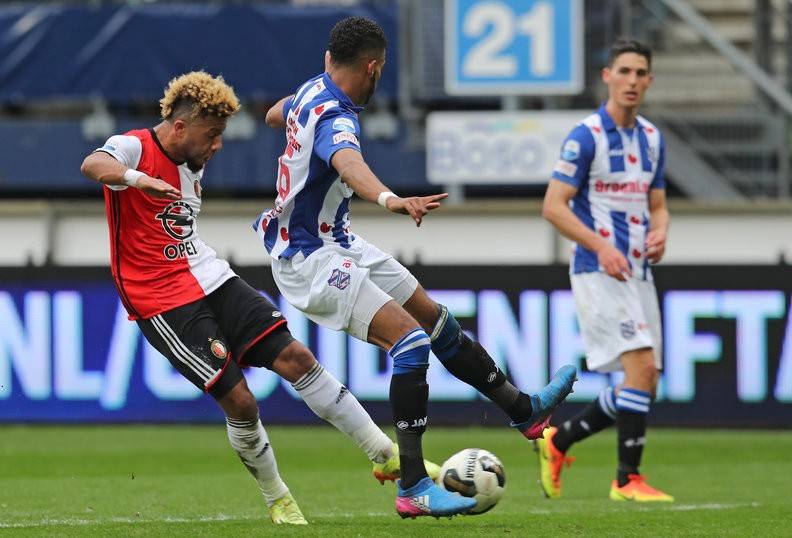 决定比赛的 决定比赛的