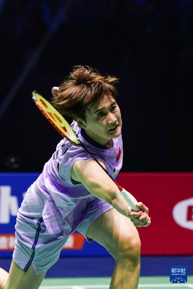 轰滥炸依然 轰滥炸依然